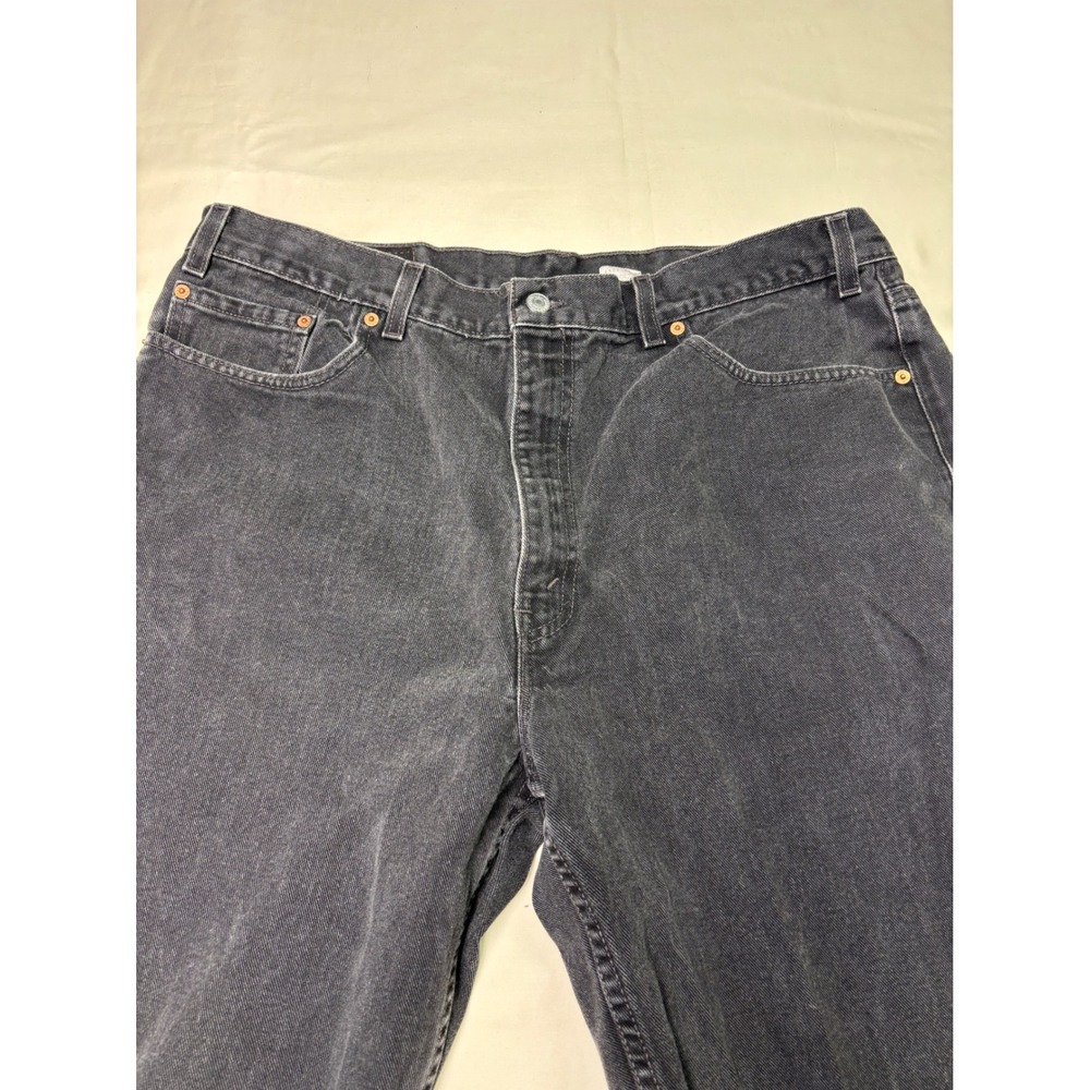 Vintage Levi Strauss 550 Mens Jeans Black Denim Relaxed Fit Size 42x32 July 2000 - Picture 2 of 15